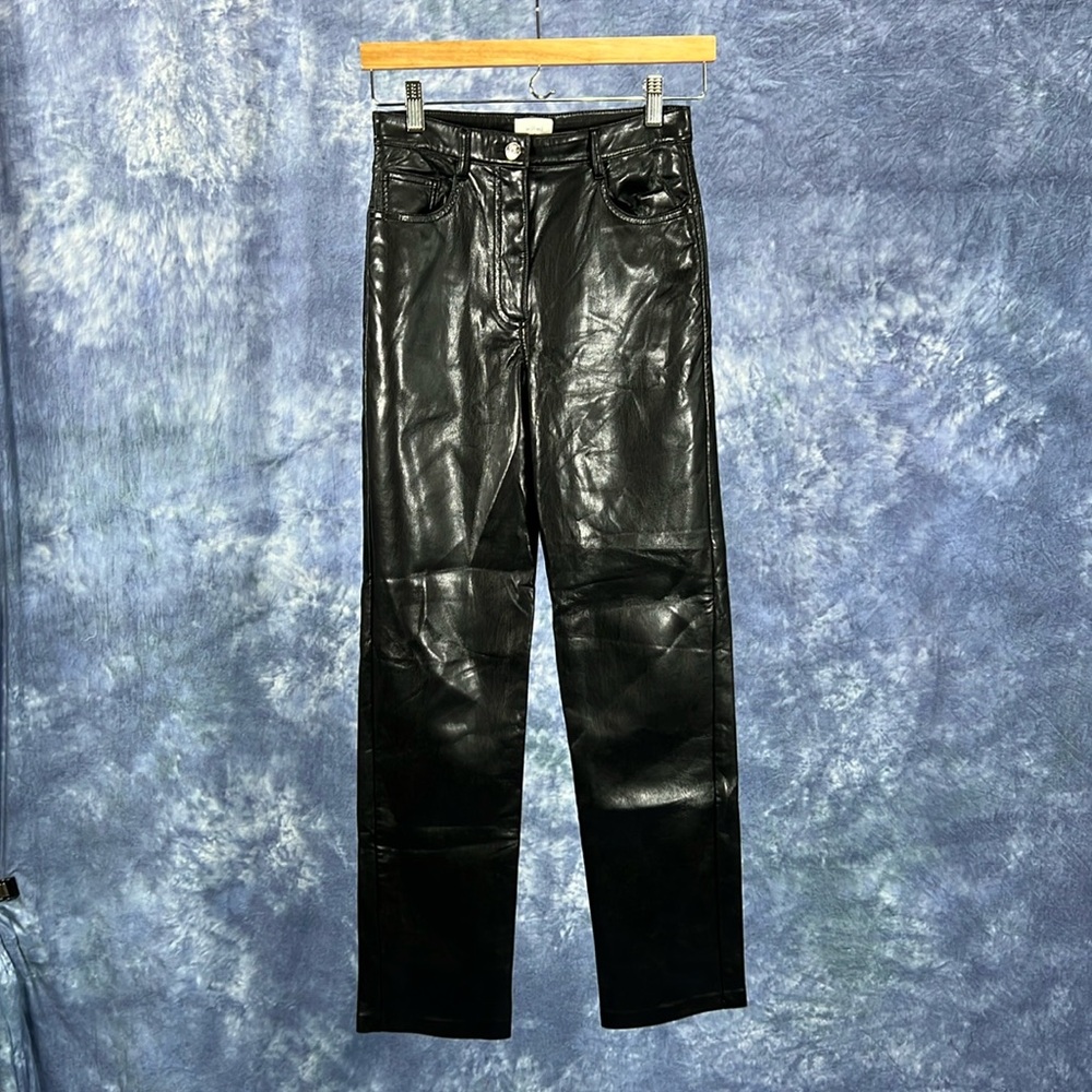 Aritzia Wilfred Black Vegan Leather Pants Sz 2